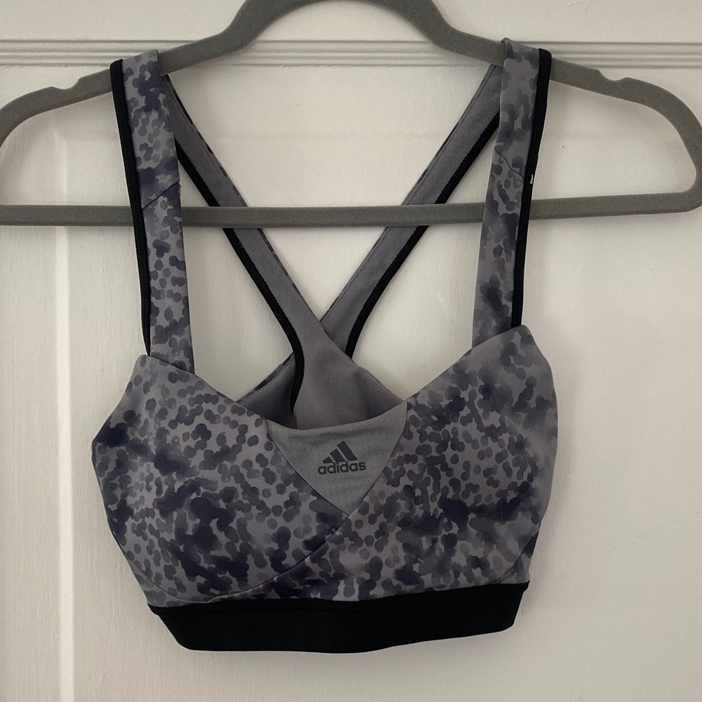 Adidas Women's Black and Gray Patterned Sports Bra